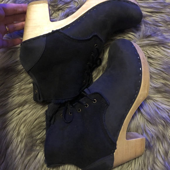 Shearling Lined Clog Boots - great condition - Picture 5 of 13